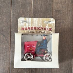 Quadrille Antique Mail Truck